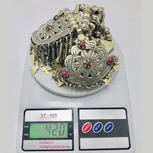 Load image into Gallery viewer, Vintage Silver Three Massive Dangling Pendants Necklace