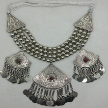 Load image into Gallery viewer, Vintage Silver Kuchi Necklace With Dangling Pendants