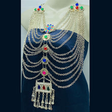 Load image into Gallery viewer, Vintage Silver Layered Bib Necklace