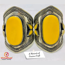 Load image into Gallery viewer, Vintage Tribal Cuff With Big Stones Bracelets