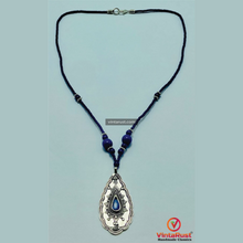 Load image into Gallery viewer, Vintage Lapis Lazuli Minimalist Pendant Necklace