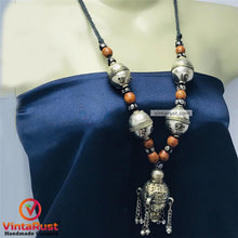 Load image into Gallery viewer, Vintage Beaded Turkman Bells Necklace