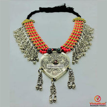 Load image into Gallery viewer, Beaded Chain Necklace With Silver Pendant
