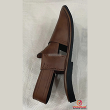 Load image into Gallery viewer, Handmade Brown Leather Peshawari Sandals for Men's