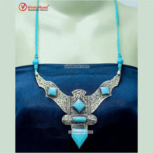 Load image into Gallery viewer, Nepalese Turquoise Green Handmade Necklace