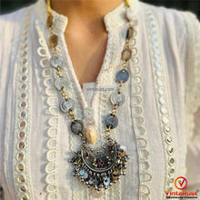 Load image into Gallery viewer, Vintage Beaded Coins Necklace With Dangling Pendant