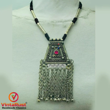 Load image into Gallery viewer, Vintage Pendant Middle Eastern Silver Necklace