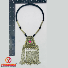 Load image into Gallery viewer, Vintage Pendant Middle Eastern Silver Necklace