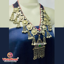 Load image into Gallery viewer, Handmade Turkmen Necklace With Dangling Pendant