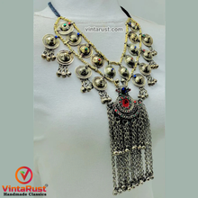 Load image into Gallery viewer, Tribal Vintage Necklace With Long Dangling Bells