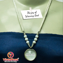 Load image into Gallery viewer, White Beaded Chain Dangling Stone Pendant Necklace