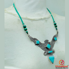 Load image into Gallery viewer, Nepalese Turquoise Green Handmade Necklace
