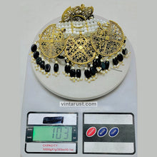 Load image into Gallery viewer, White Pearls Handmade Beaded Jewelry Set