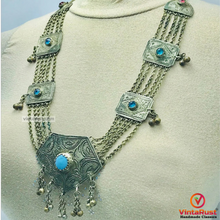 Load image into Gallery viewer, Silver Vintage Necklace with Turquoise Beads