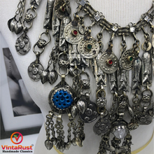 Load image into Gallery viewer, Bib Necklace Embellished with Fish Motifs and Dangling Tassels