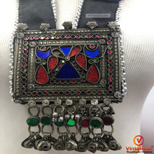 Load image into Gallery viewer, Long Straps Mala Style Pendant Necklace