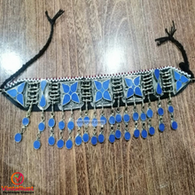 Load image into Gallery viewer, Tribal Choker Necklace With Dangling Tassels