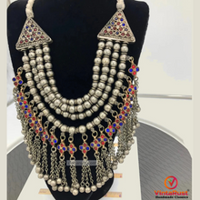 Load image into Gallery viewer, Vintage Handmade Heavy Boho Choker Necklace