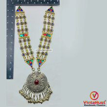 Load image into Gallery viewer, Antique Big Pendant Necklace With Tassels