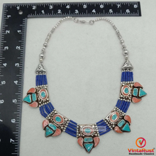 Load image into Gallery viewer, Vintage Nepalese Tribal Choker Necklace