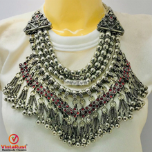 Load image into Gallery viewer, Vintage Beaded Layered Red Glass Stones Choker