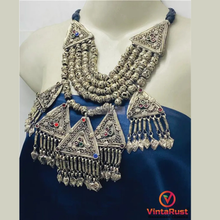 Load image into Gallery viewer, Vintage Multilayered Necklace With Dangling Pendants