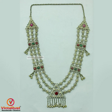Load image into Gallery viewer, Silver Kuchi Pendant Necklace With Glass Stones