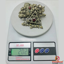 Load image into Gallery viewer, Silver Kuchi Pendant Necklace With Glass Stones