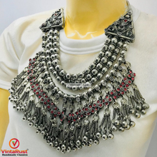 Load image into Gallery viewer, Vintage Beaded Layered Red Glass Stones Choker