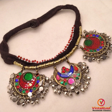 Load image into Gallery viewer, Tribal Three Petal Kuchi Vintage Choker Necklace