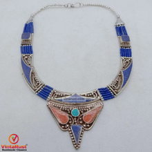 Load image into Gallery viewer, Blue Nepalese Stones Handmade Tribal Choker