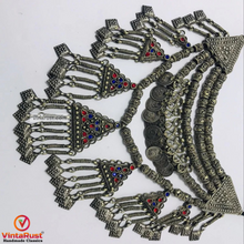 Load image into Gallery viewer, MultiLayers Beaded Dangling Pendants and Coins Choker