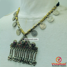 Load image into Gallery viewer, Vintage Beaded Chain Pendant Necklace