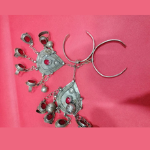 Load image into Gallery viewer, Turkmen Ring Bracelet, Handmade Tribal Chain Link, Silver Red Stone