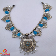 Load image into Gallery viewer, Vintage Hasli Ethnic Choker Necklace With Pearls