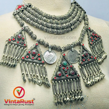 Load image into Gallery viewer, Tribal Beaded Choker With Red Glass Stones and Coins