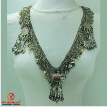 Load image into Gallery viewer, Long Pendant Rustic Necklace With Tassels