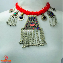 Load image into Gallery viewer, Red Kuchi Choker Necklace With Massive Pendant