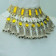 Load image into Gallery viewer, Yellow Stone Necklace With Long Bells