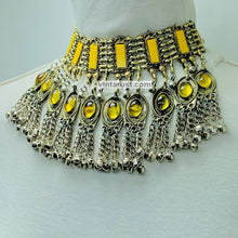 Load image into Gallery viewer, Yellow Stone Necklace With Long Bells
