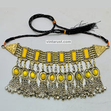 Load image into Gallery viewer, Yellow Stone Necklace With Long Bells