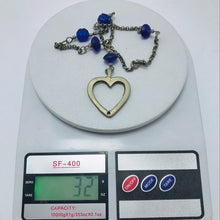 Load image into Gallery viewer, Handmade Vintage Heart Shaped Dangling Pendant Necklace With Glass Stone