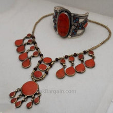 Load image into Gallery viewer, Tribal Stones Necklace With Cuff Bracelet
