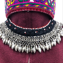 Load image into Gallery viewer, Choker Necklace with Silver Metal Heart Beads