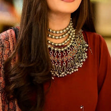 Load image into Gallery viewer, Vintage Handmade Heavy Boho Choker Necklace