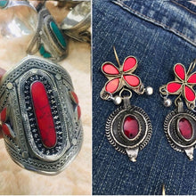 Load image into Gallery viewer, Handcuff Bracelet and Earrings Set