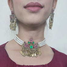 Load image into Gallery viewer, Elegant Floral Three Flower Jewelry Set