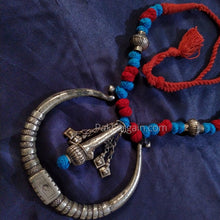 Load image into Gallery viewer, Vintage Kuchi Classic Rustic Choker Necklace