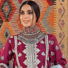 Load image into Gallery viewer, Traditional Handmade Choker With Glass Stones