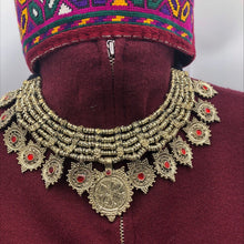 Load image into Gallery viewer, Vintage Multilayers Coins Necklace With Red Glass Stones